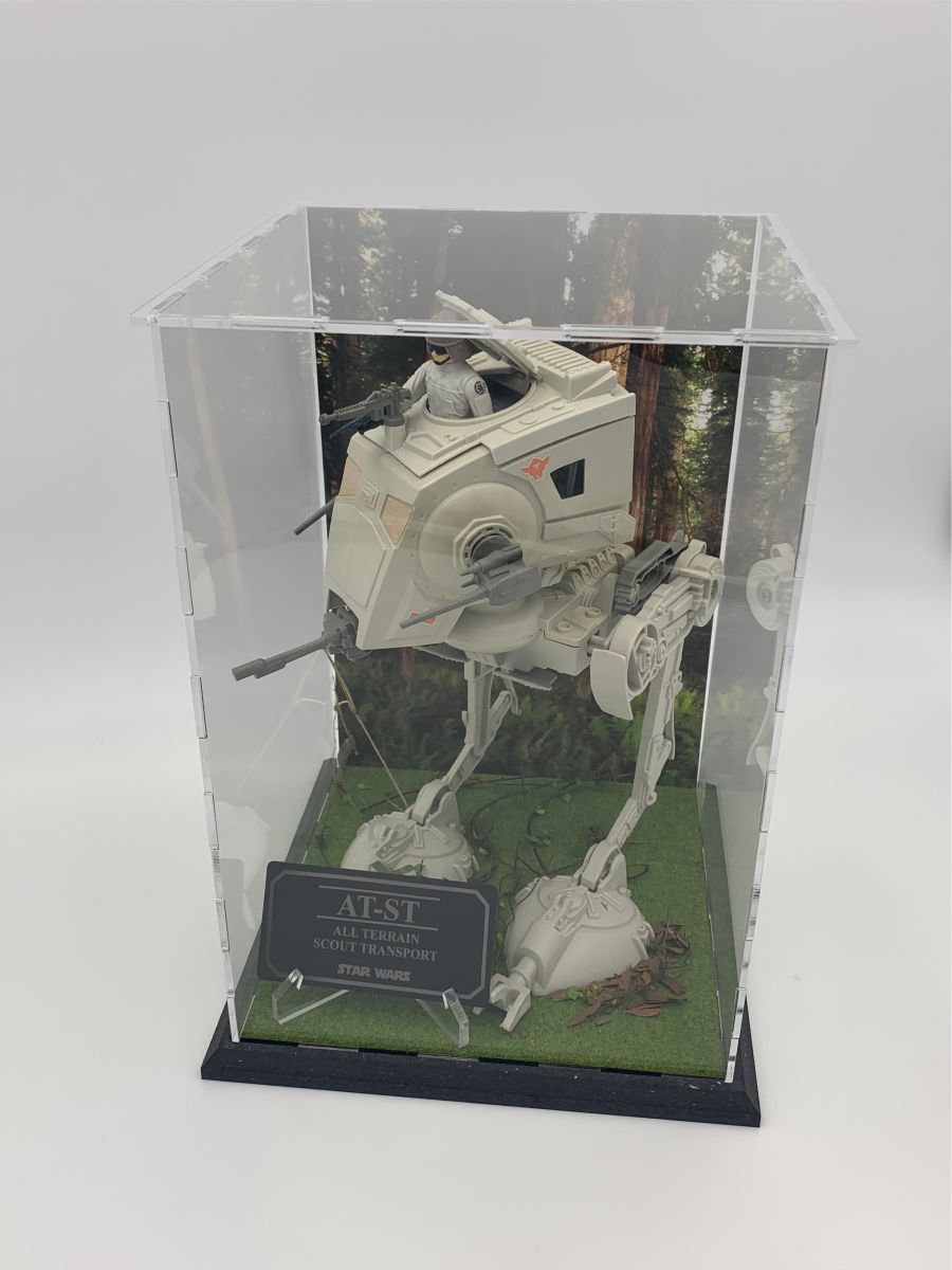 Small Walker Diorama Case